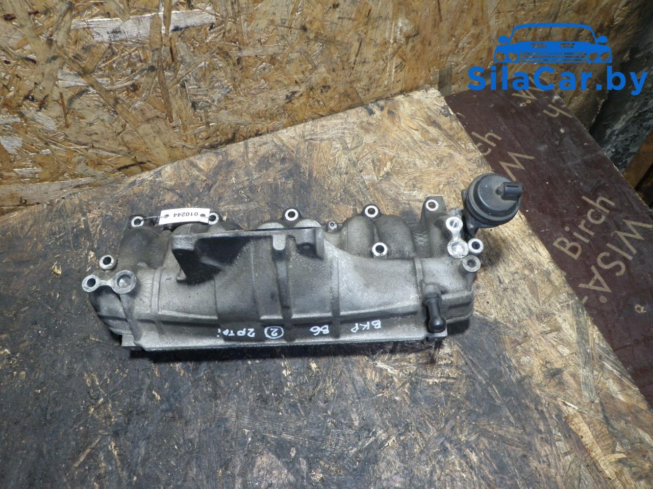 коллектор впускной Volkswagen Passat B6 2006, 2.0 л., дизель, АКПП, 03G129713H - фото №1