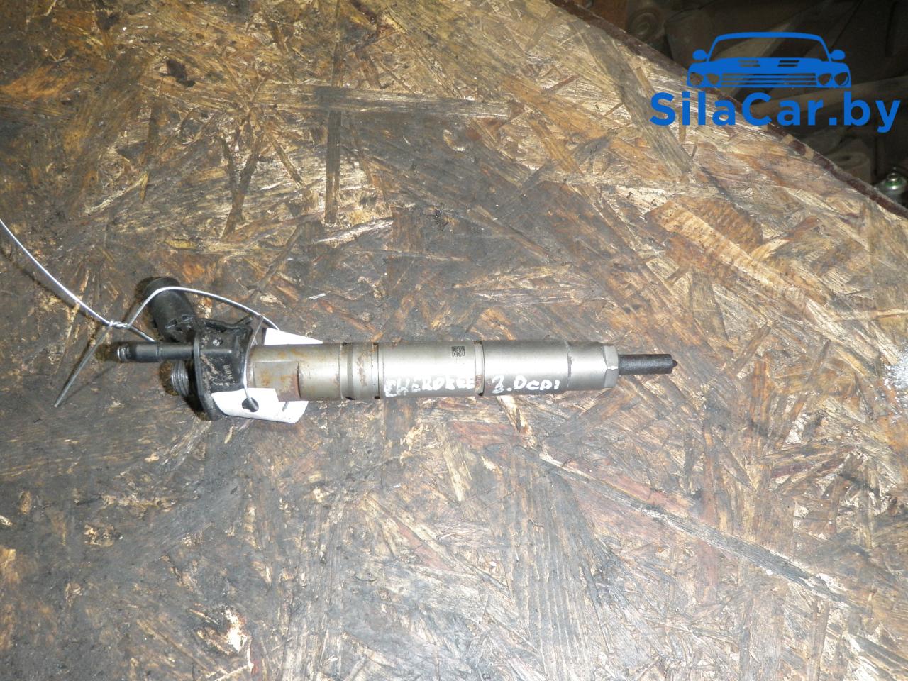 форсунка Jeep Cherokee 4 поколение (2007 - 2012), 3.0 л., CRDi, дизель, АКПП, 0445115064 - фото №1