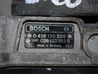 распределитель впрыска (инжектор) Volkswagen Golf 2 поколение 1989, 1.8 л., бензин