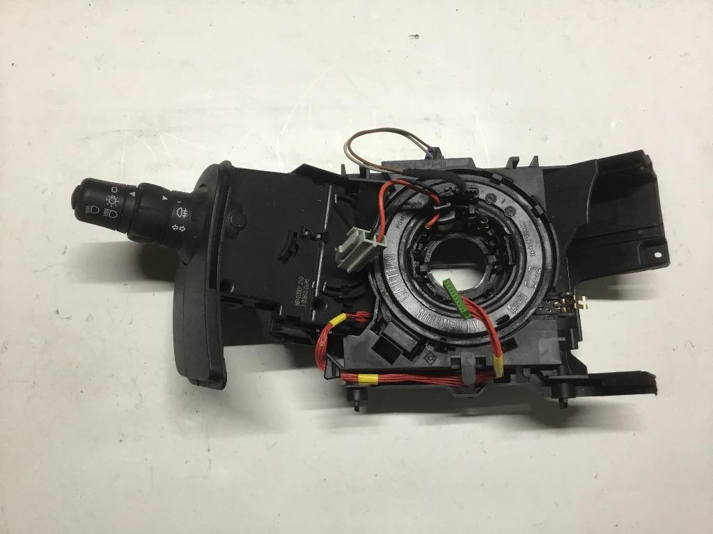 переключатель света Renault Clio 3 поколение 2006, 88102001010 - фото №1