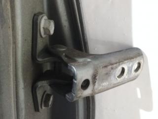 петля двери Peugeot 4007 1 поколение 2007