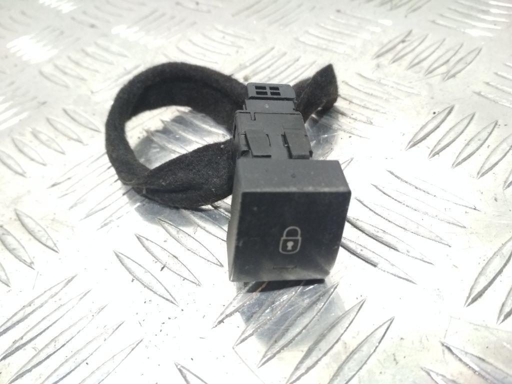 кнопка центрального замка Peugeot 3008 1 поколение 2010, 96652390XT - фото №1