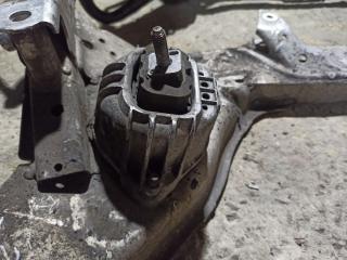 подушка крепления двигателя BMW 3 серия E90/E91/E92/E93 2007