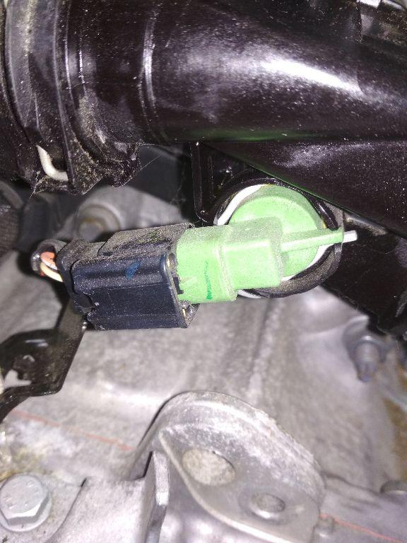 датчик температуры охлаждающей жидкости Opel Crossland X 1 поколение 2018, 1.2 л., бензин, АКПП - фото №1