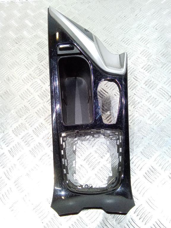 рамка обрамление кулисы Hyundai i40 1 поколение 2011, 84603-3Z240, 84651-3Z000 - фото №1