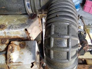 патрубок воздушного фильтра Nissan Cabstar F23 2002, 3.0 л., дизель, МКПП, 65769X204