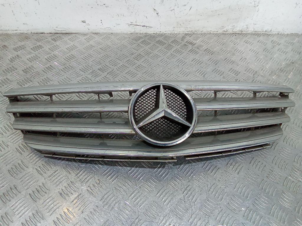 решетка радиатора Mercedes-Benz A-Класс W169 2005, A1698800783 - фото №1