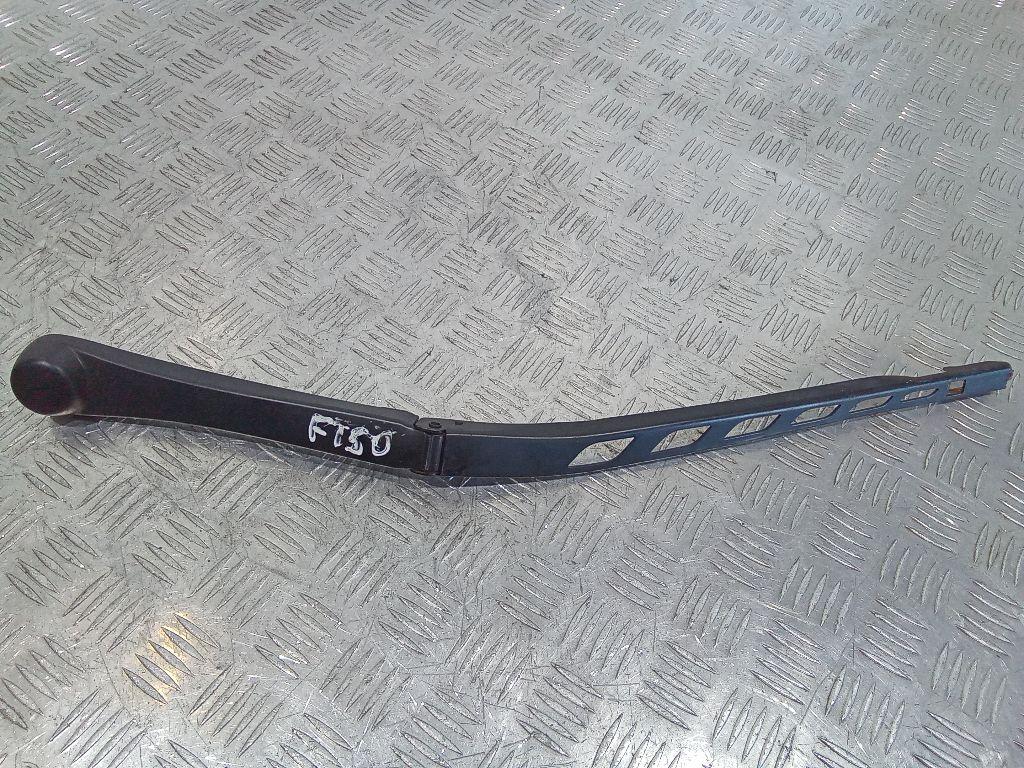 щеткодержатель (поводок стеклоочистителя, дворник) BMW 5 серия E60/E61 2006, 61617035089 - фото №1