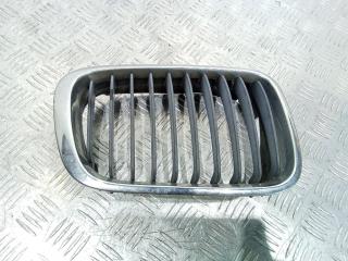 решетка радиатора BMW 3 серия E46 2002, 61697910, 8195056