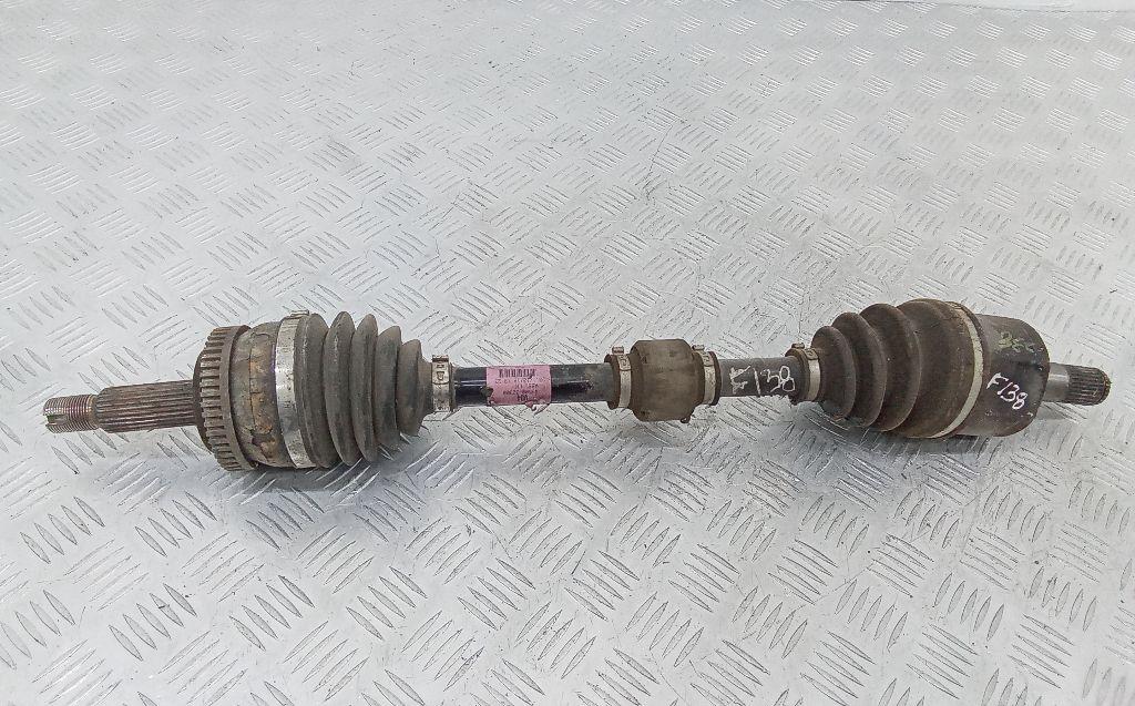 полуось передняя левая (приводной вал, ШРУС) Hyundai i40 1 поколение 2011, 1.7 л., дизель, 49500-3Z300 - фото №1