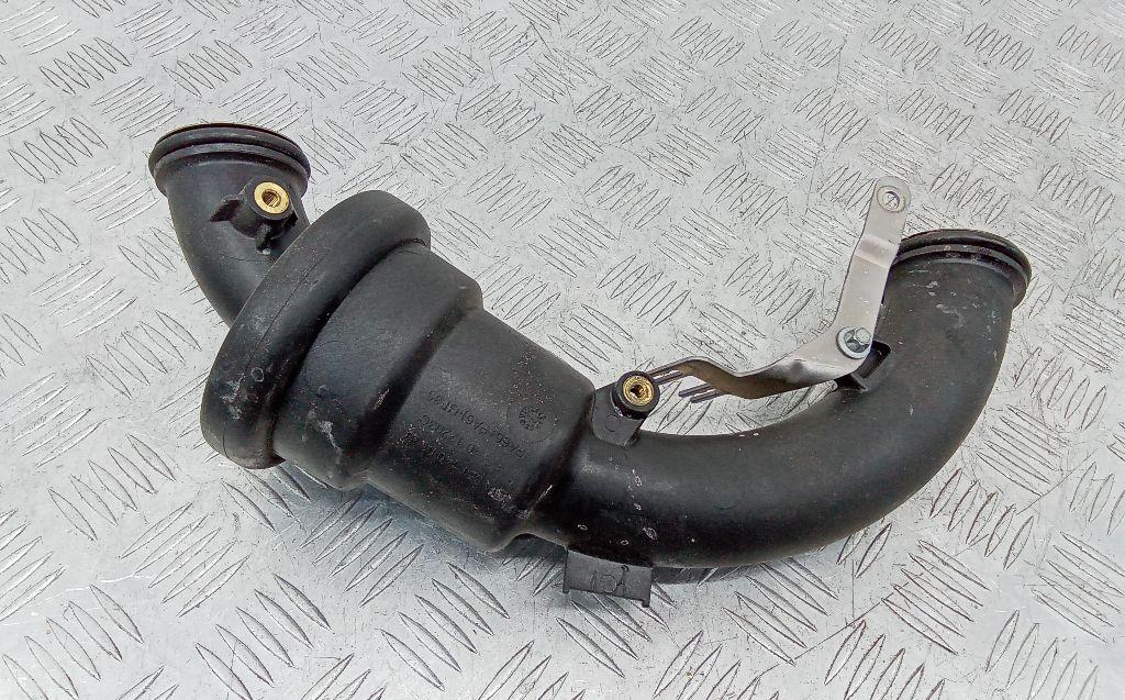 патрубок интеркулера Mercedes-Benz CLA-Класс C117 2015, 2.2 л., дизель, A6511400387 - фото №1