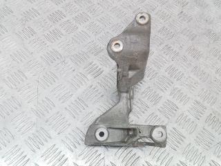 кронштейн компрессора кондиционера Renault Megane 3 поколение 2012, 147177968R