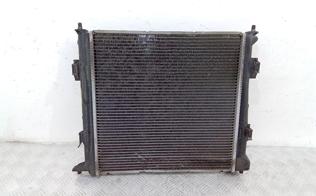 радиатор (основной) Hyundai i30 1 поколение 2008, 1.6 л., дизель, JD7FM-U300048 - фото №1