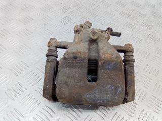 суппорт передний левый Suzuki SX4 1 поколение 2008, 1.6 л., дизель