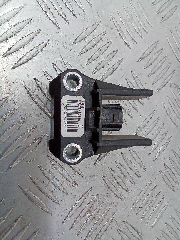 датчик удара Toyota Yaris XP9 2007, 1.4 л., 891730D020 - фото №1