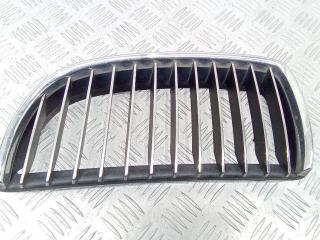 решетка радиатора BMW 3 серия E46 [рестайлинг] 2005, 7120009