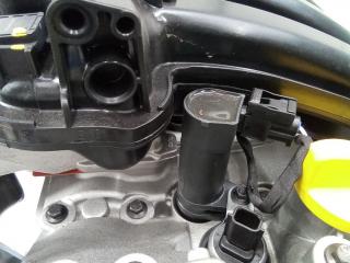 катушка зажигания Renault Duster 2 поколение 2022, 2.0 л., бензин, МКПП, 7700875000, 8200568671