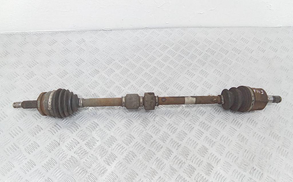 полуось передняя правая (приводной вал, ШРУС) Hyundai i30 1 поколение 2008, 1.6 л., дизель - фото №1