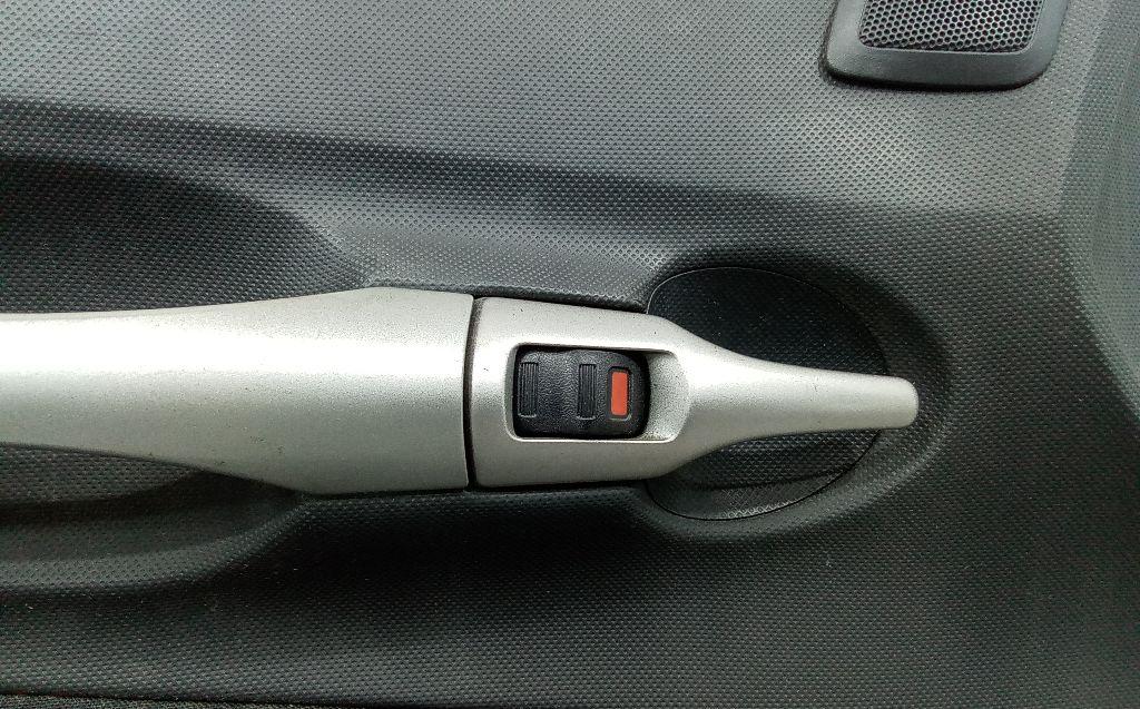 ручка внутренняя передняя левая Toyota Auris 1 поколение 2007 - фото №1
