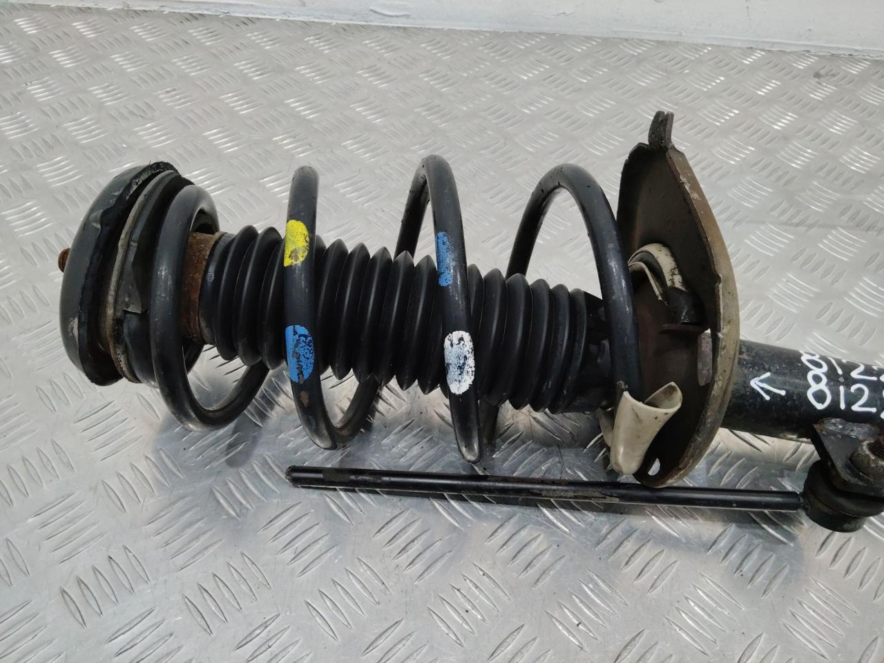 пружина Peugeot Partner 2 поколение (B9) 2010, 1.6 л., дизель - фото №1