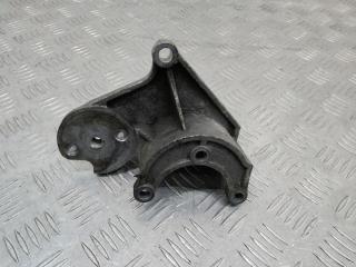 кронштейн генератора Jeep Cherokee KJ 2007, 90512974F
