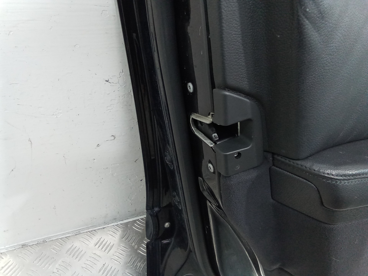 замок двери передней левой Mercedes-Benz E-Класс W211/S211 2004, седан, 004133112637 - фото №1