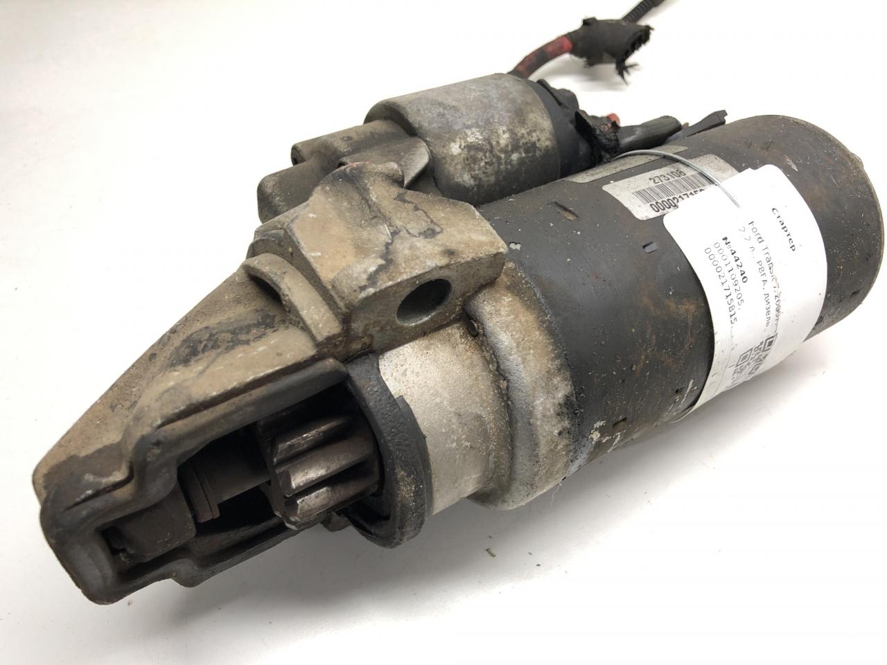 стартер Ford Transit 7 поколение 2009, 2.2 л., дизель, 0001109205, 000021715815, 0000217158, 657379, 273108, 0001109205, 0001109304, 0001109305, 0001109324, 0001109325, 0001109328, 0001109329, 0001109387, 0001109388, 0001109391, 0001109392, 0001115092, 0001115093, 0986021810, 1372739, 1375378, 1385378, 1574338, 1669558, 1709189, 1740947, 1748650, 6C1T11000AA, 6C1T11000AB, 6C1T11000AC, 6C1T11000AD, 6C1T11000AE, 6C1T11000AF, 7C1911000AA, 7H1211002AB, 7H1211002AC, AC1T11000AA, AC1T11000AB, AMDF5C11000AB, AMDF5C11131AA, CC1T11000AA, CC1T11000AB, D7R71, 5802AS, 5802FC, 675092580, 9675092580, 95681447, 9568144780, 9658144780, LR010547, LR008855, LR015017, LR025840 - фото №1