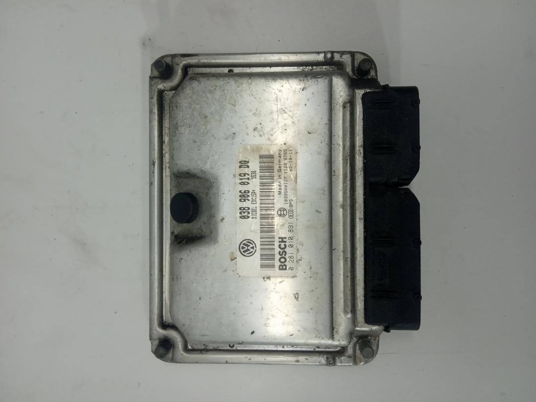 блок управления двигателем Volkswagen Golf 4 поколение 1999, 1.9 л., дизель, 038906019DQ, 0281010891