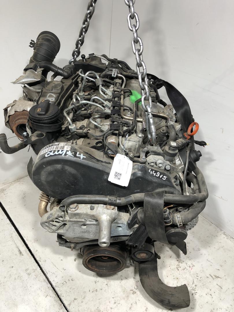 двигатель Volkswagen Golf 6 поколение 2010, 2.0 л., дизель, хетчбэк 5 дв., CBD - фото №1