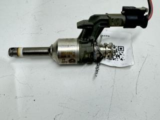 форсунка Volkswagen Passat B7 2013, 1.4 л., бензин, 03C906036N