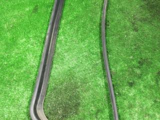 Уплотнитель стекла DAF XF 95 1 поколение 2004, 12.6 л., XE 355 C, дизель, МКПП, белый, грузовик, 1259715