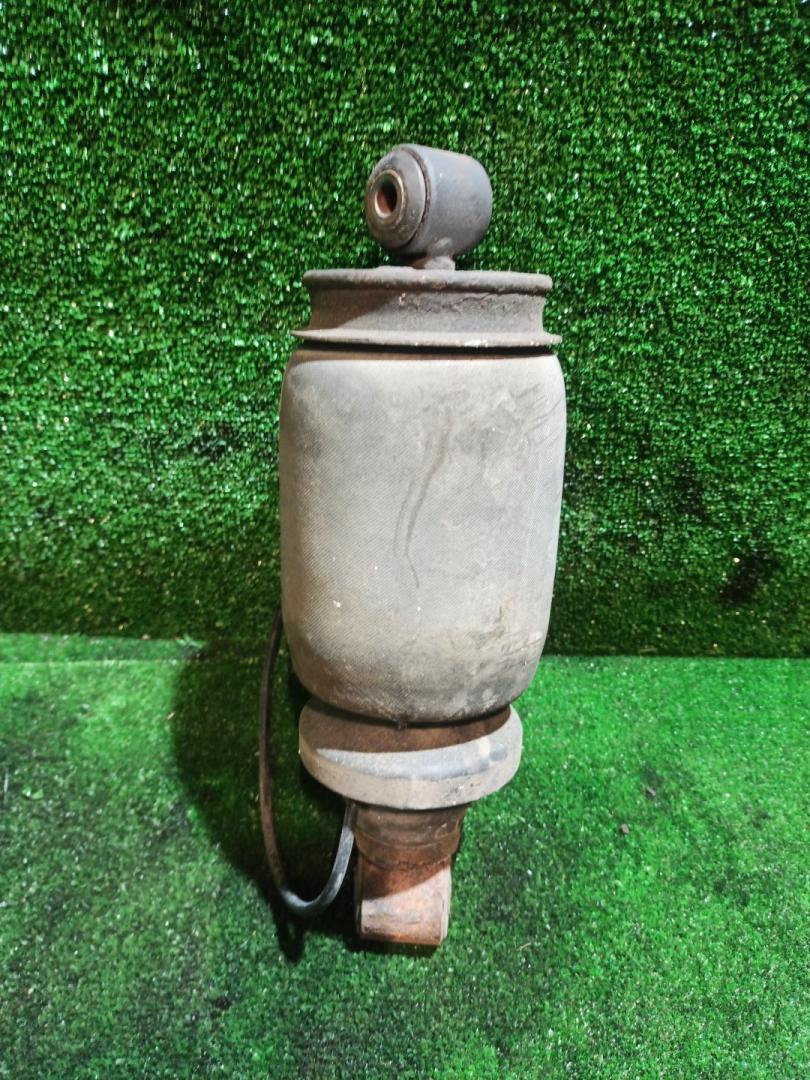 пневмоподушка подвески кабины MAN TGA 1 поколение 2008, 12.8 л., D 2876 LF 13, дизель, АКПП, 81417226057 - фото №1