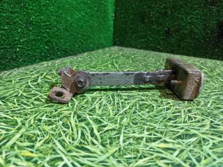 ограничитель открывания двери Mercedes-Benz Axor 1 поколение [рестайлинг] 2004, 12.0 л., OM 457.910, дизель, МКПП, A9737201416