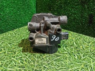 кран распределительный Renault T-Series 1 поколение 2014, дизель, АКПП, 21327358, K038401