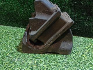 подушка крепления двигателя DAF XF 105 1 поколение 2010, дизель, МКПП, 1806735