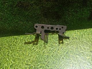 кронштейн проводки ebs Renault T-Series 1 поколение 2014, дизель, АКПП, 21220540, 7421220540