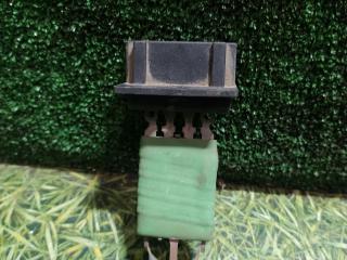 сопротивление печки Mercedes-Benz Axor 1 поколение [рестайлинг] 2004, 12.0 л., OM 457.910, дизель, МКПП, 0018214660