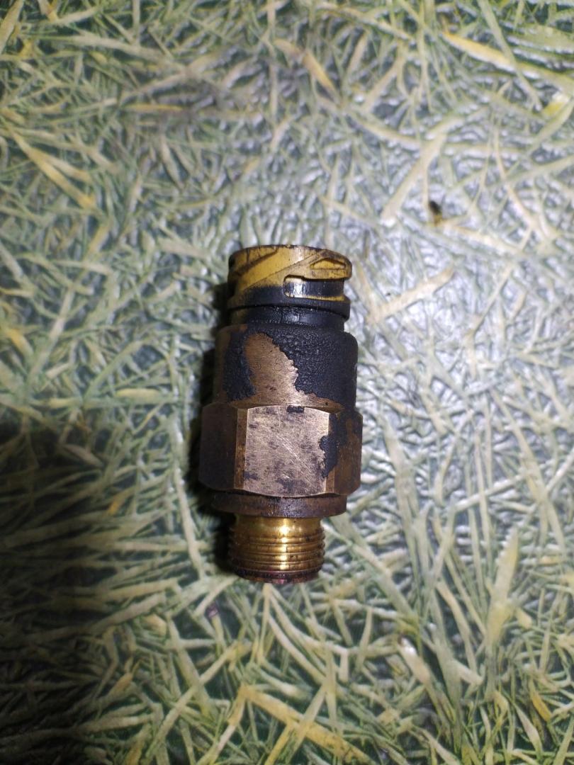 датчик давления топлива MAN TGA 1 поколение 2004, 10.5 л., D 2066 LF 01, дизель, АКПП, 51274210263, 51274210340, 53831610 - фото №1