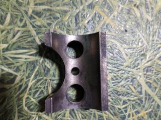 кронштейн вала рокеров MAN TGA 1 поколение 2007, 10.5 л., D 2066 LF 01, дизель, МКПП, 51042020136