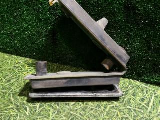 кронштейн радиатора Volvo FM 3 поколение 2015, 10.8 л., D11K410, дизель, АКПП, 21167414