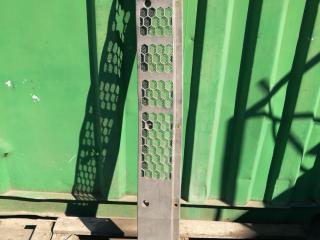 решетка воздухозаборника MAN TGA 1 поколение 2004, 10.5 л., D 2066 LF 01, дизель, АКПП, 81082012577, 81082015914