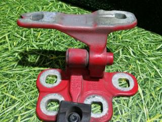 петля двери Volvo FH 3 поколение 2014, 12.8 л., D13K460, дизель, МКПП, 82319253