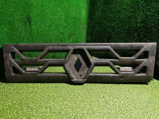 решетка радиатора Renault T-Series 1 поколение 2014, дизель, АКПП, 82276014