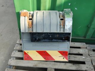 подкрылок оси зад. прав. Mercedes-Benz Axor 1 поколение [рестайлинг] 2004, 12.0 л., OM 457.910, дизель, МКПП, A9305200120, A9305200820, 9305200820