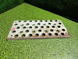 накладка подножки Mercedes-Benz Axor 1 поколение [рестайлинг] 2004, 12.0 л., OM 457.910, дизель, МКПП, 9406660128, 940212