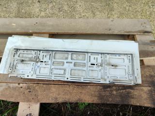 заглушка (решетка) в бампер Mercedes-Benz Axor 1 поколение [рестайлинг] 2004, 12.0 л., OM 457.910, дизель, МКПП, 9418851401, 9418801970