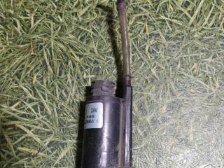 насос (моторчик) омывателя стекла MAN TGA 1 поколение 2007, 10.5 л., D 2066 LF 01, дизель, МКПП, 81264856033