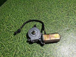 моторчик стеклоподъемника передний правый Renault Premium 1 поколение 2004, 11.1 л., dCi 11C, дизель, АКПП, 7484561621