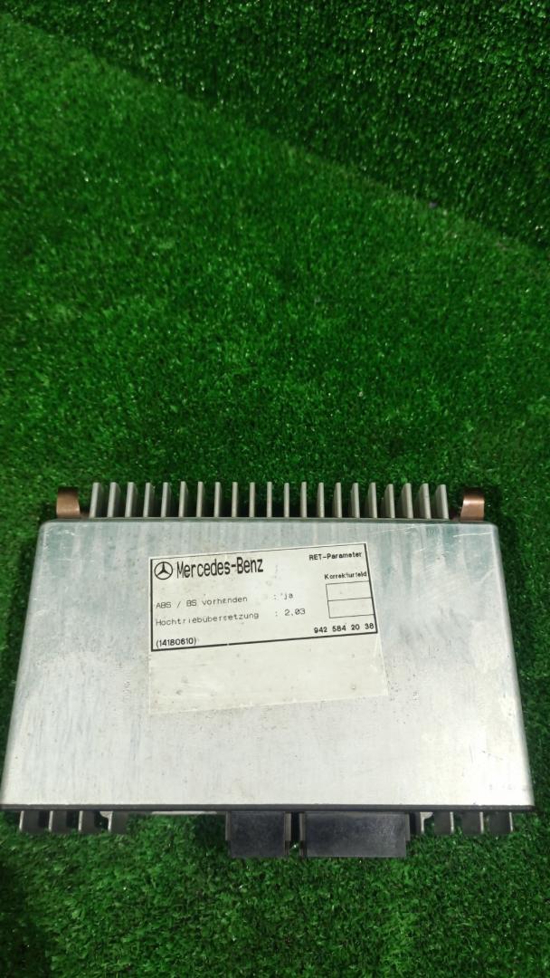 блок ABS Mercedes-Benz Actros 1 поколение (MP1) 2002, 11.9 л., OM 541.926, дизель, АКПП, грузовик, 9425842038 - фото №1