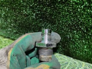 Штуцер Volvo FH 2 поколение 2003, 12.1 л., D12D420, дизель, АКПП, грузовик, 1676622